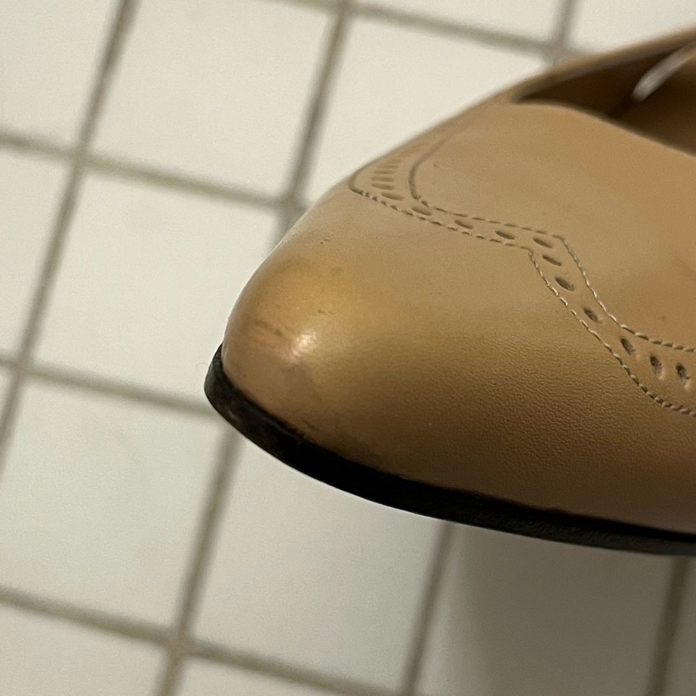 Celine Beige Leather Slingback Heels Women’s Size 10 / 40 EU with FLAWS - Picture 5 of 13